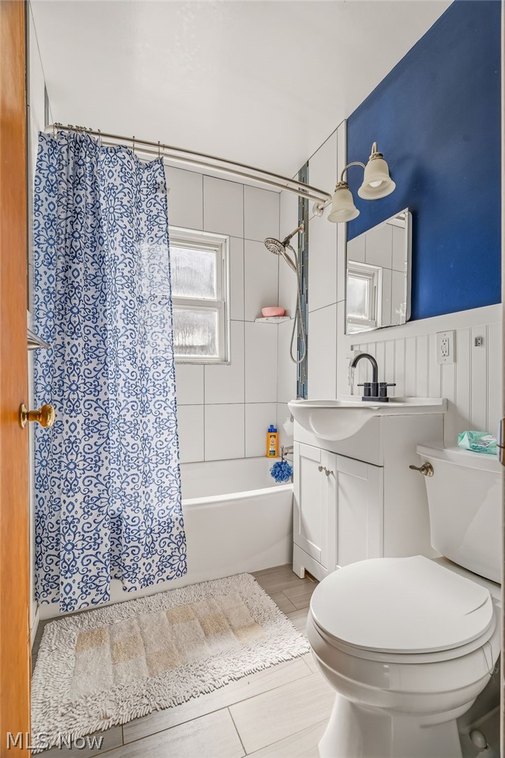 1666 Ridgeview Drive Wickliffe OH 44092