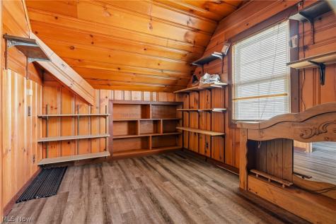 1666 Ridgeview Drive Wickliffe OH 44092