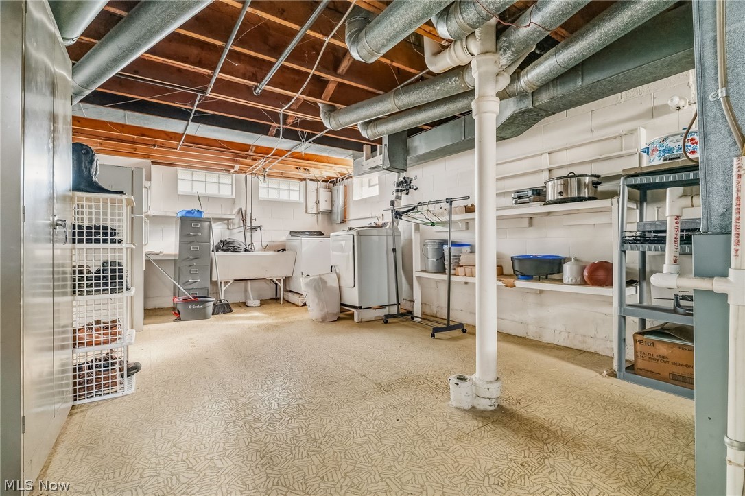 1666 Ridgeview Drive Wickliffe OH 44092