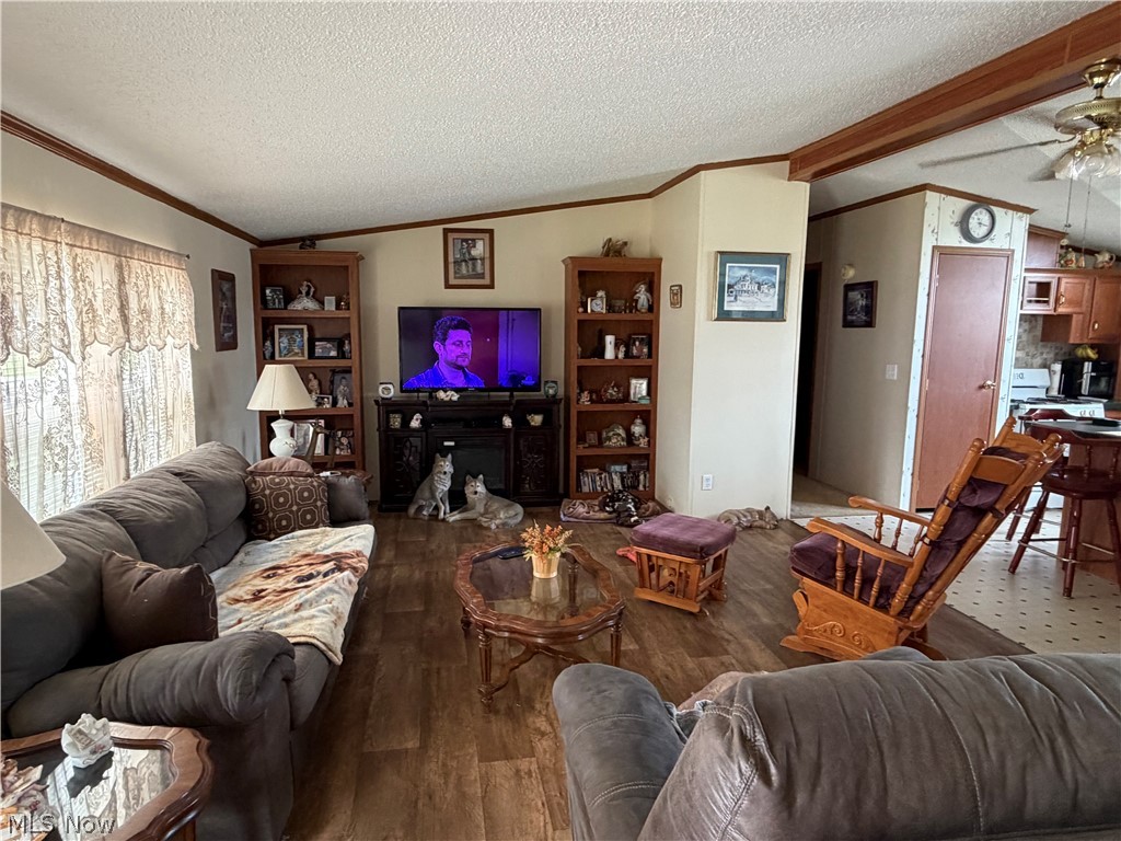 310 Poplar Street Newcomerstown OH 43832