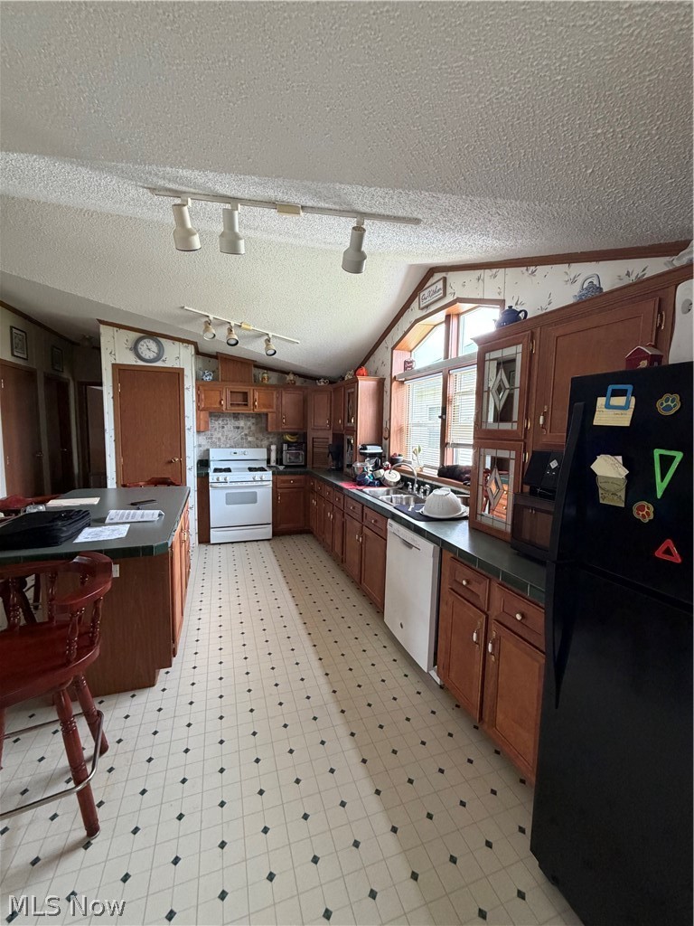 310 Poplar Street Newcomerstown OH 43832