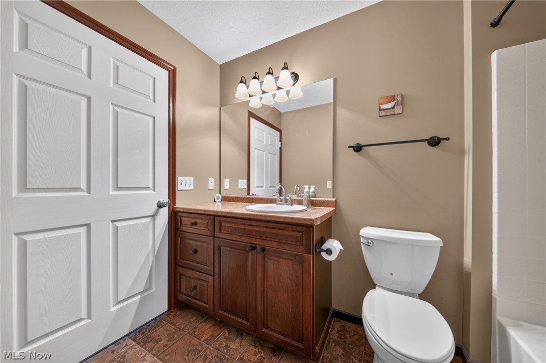 412 Brittany Lane Jefferson OH 44047