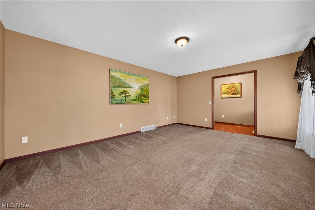 412 Brittany Lane Jefferson OH 44047