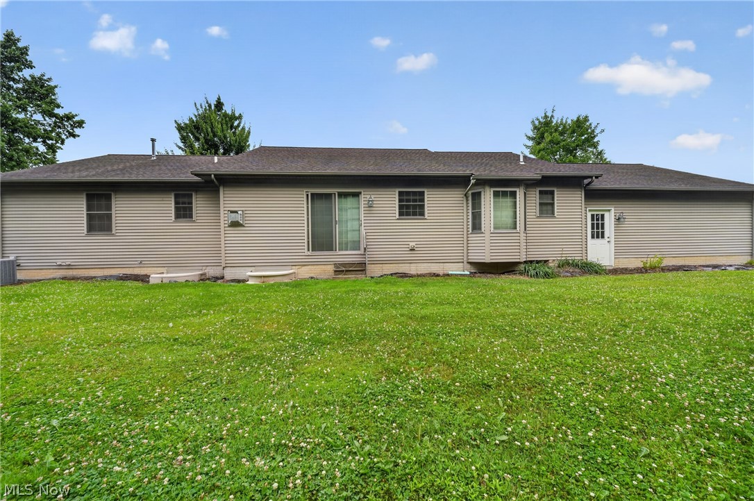 412 Brittany Lane Jefferson OH 44047