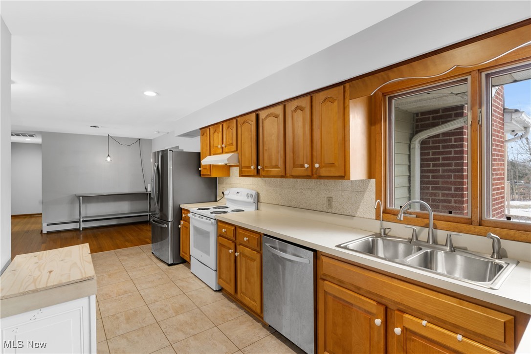 193 Fairway Drive Akron OH 44333