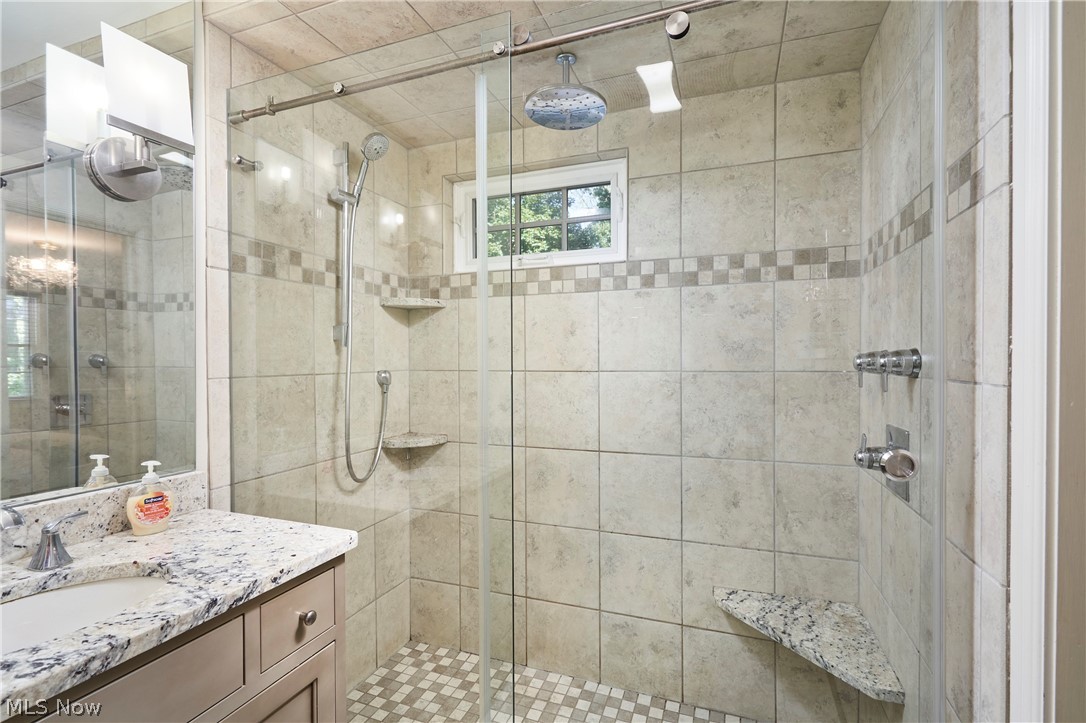 251 Overwood Road Akron OH 44313