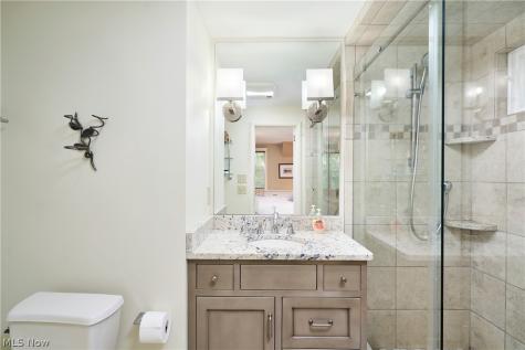 251 Overwood Road Akron OH 44313