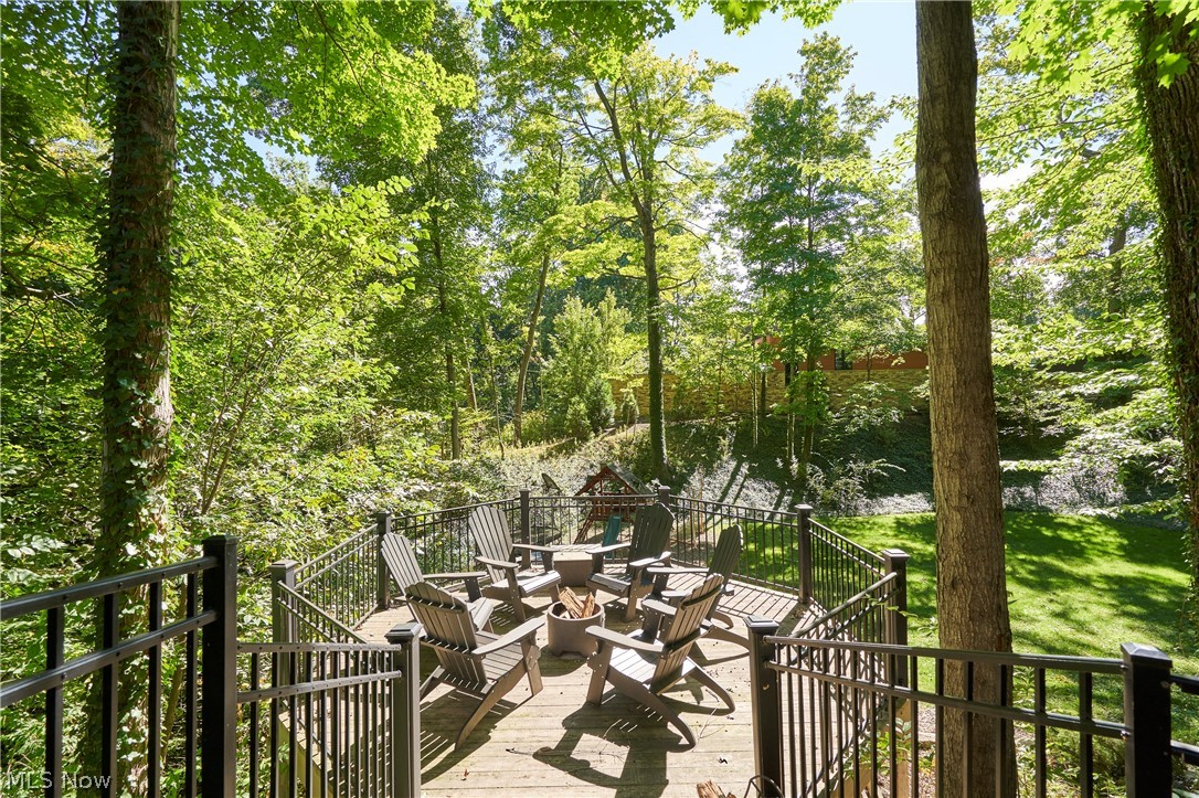 251 Overwood Road Akron OH 44313