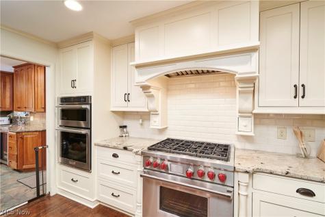 251 Overwood Road Akron OH 44313