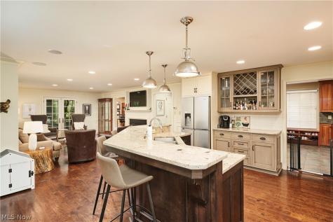 251 Overwood Road Akron OH 44313