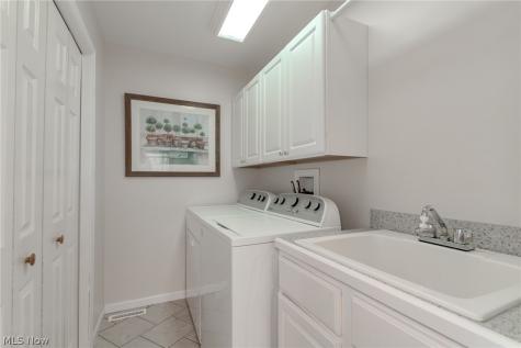 5455 Wilkenson Circle Mentor OH 44060