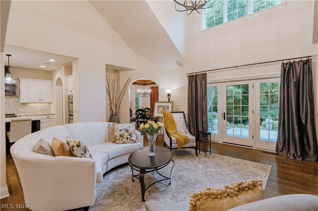 7734 Bainbridge Road Chagrin Falls OH 44023