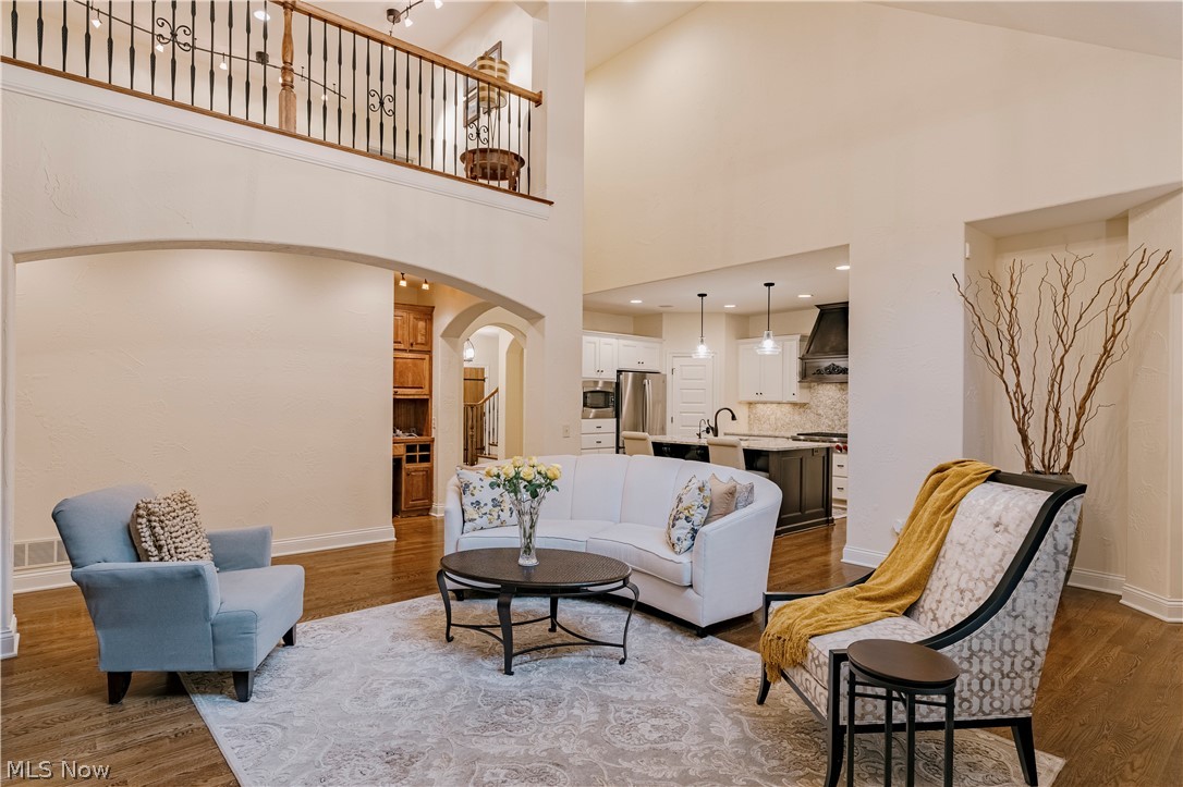 7734 Bainbridge Road Chagrin Falls OH 44023