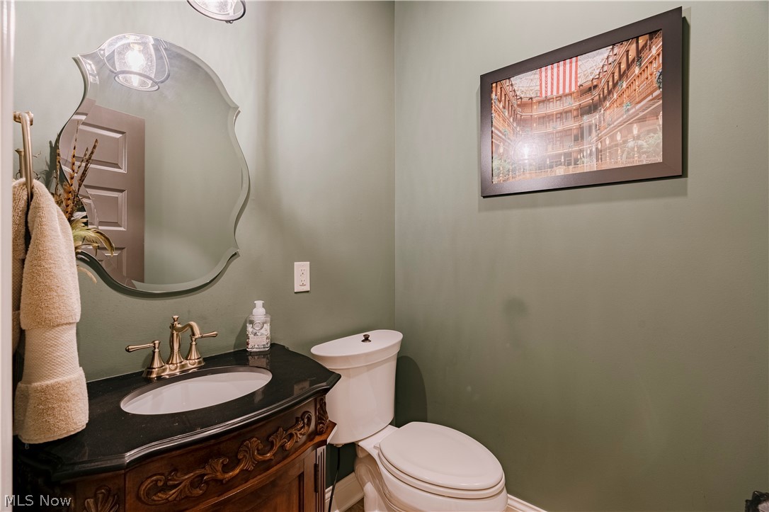 7734 Bainbridge Road Chagrin Falls OH 44023