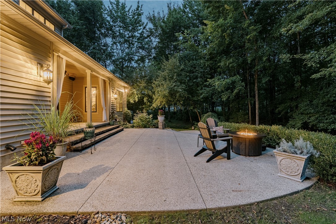 7734 Bainbridge Road Chagrin Falls OH 44023
