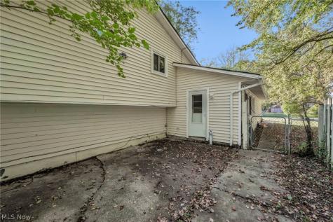 33866 Gail Drive North Ridgeville OH 44039