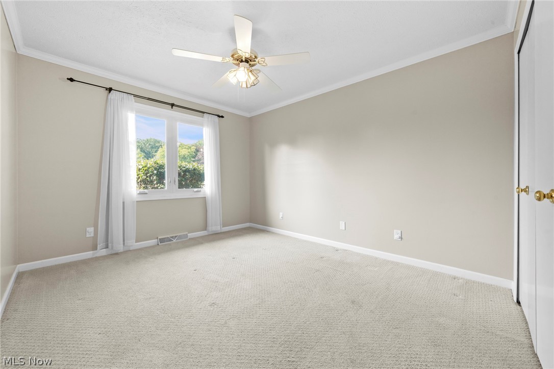 2109 E Pleasant Valley Road Seven Hills OH 44131