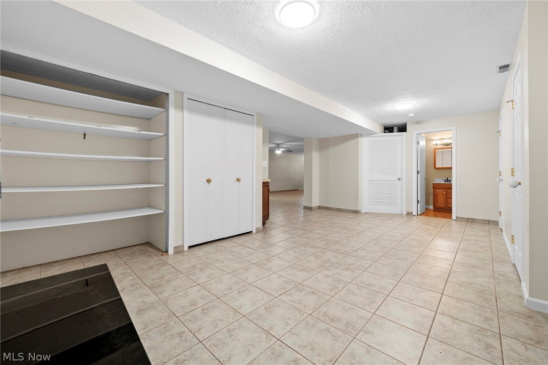 2109 E Pleasant Valley Road Seven Hills OH 44131
