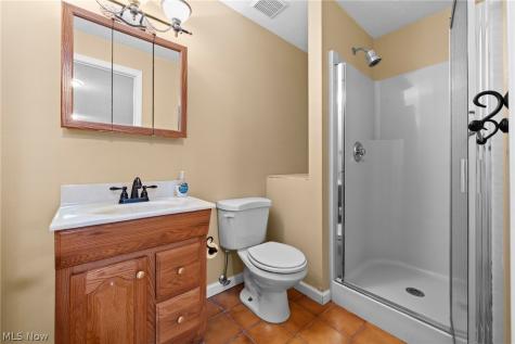 2109 E Pleasant Valley Road Seven Hills OH 44131