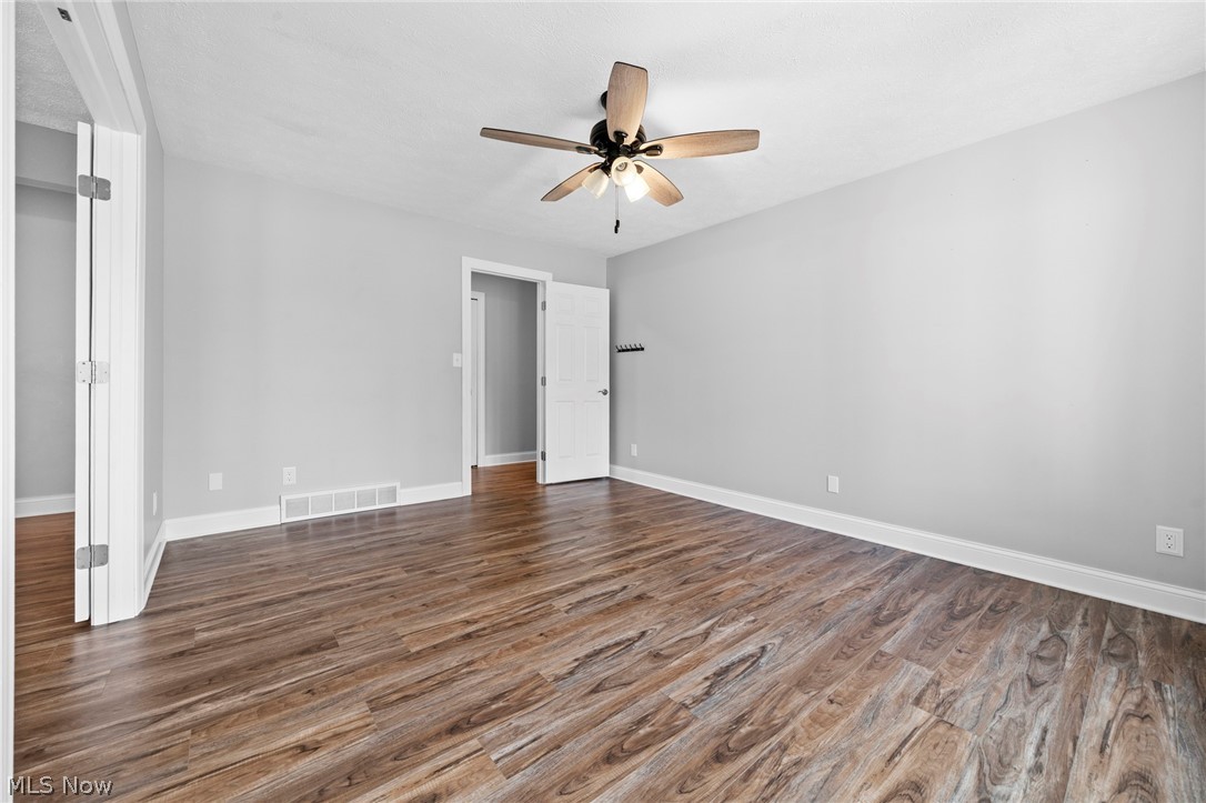 2109 E Pleasant Valley Road Seven Hills OH 44131