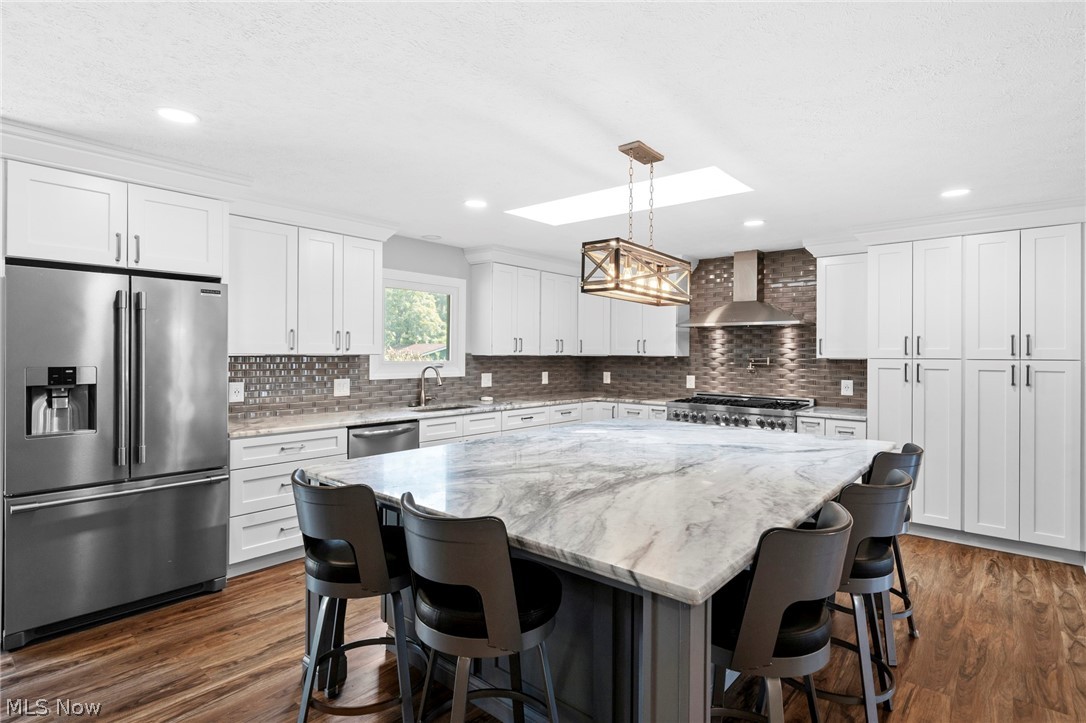 2109 E Pleasant Valley Road Seven Hills OH 44131