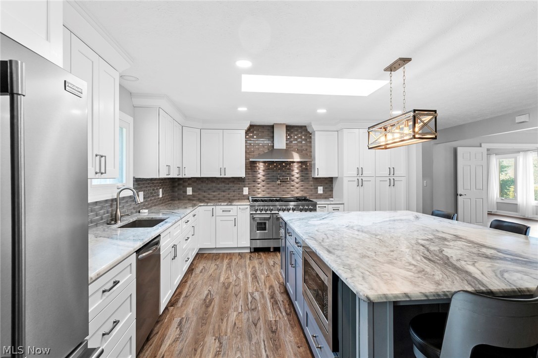 2109 E Pleasant Valley Road Seven Hills OH 44131