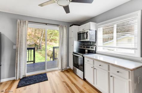 143 Cheyenne Trail Malvern OH 44644