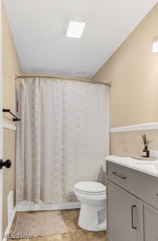 143 Cheyenne Trail Malvern OH 44644