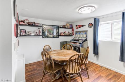 143 Cheyenne Trail Malvern OH 44644