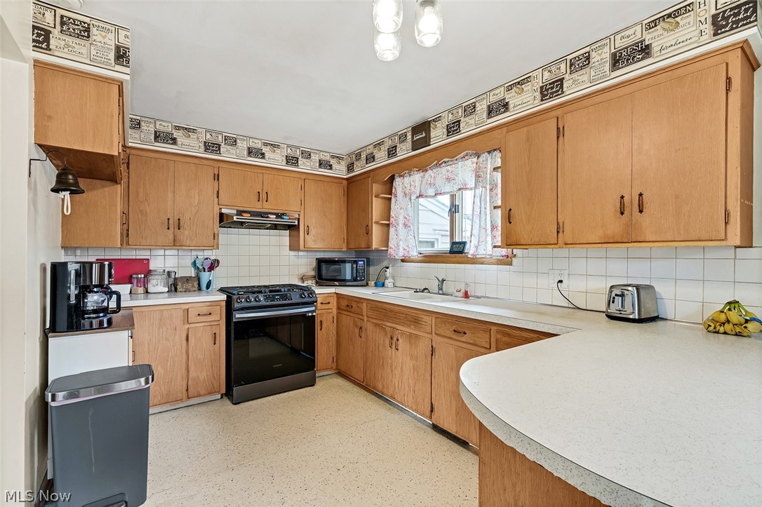 500 Cynthia Drive Campbell OH 44405