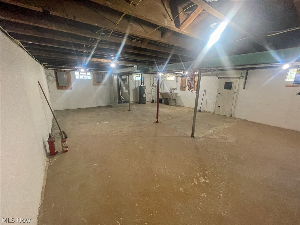 15763 Gar Highway Montville OH 44064