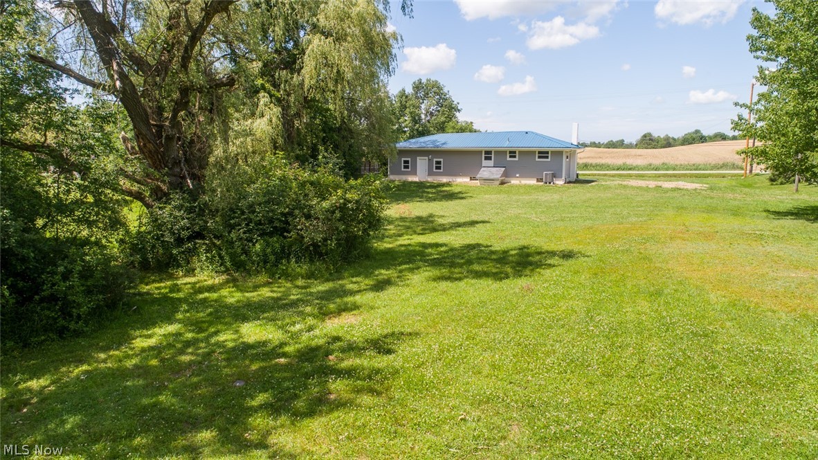 15763 Gar Highway Montville OH 44064