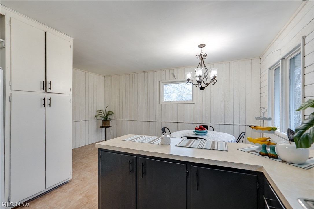 1440 Treasch Drive Cuyahoga Falls OH 44221