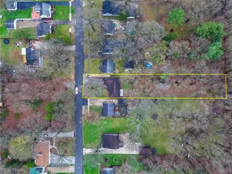 1440 Treasch Drive Cuyahoga Falls OH 44221