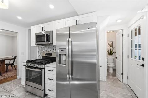 3390 Blanche Avenue Cleveland Heights OH 44118
