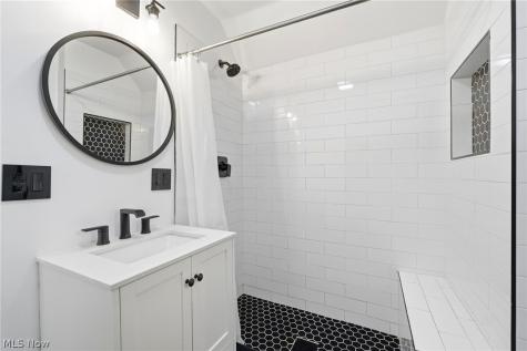 3390 Blanche Avenue Cleveland Heights OH 44118