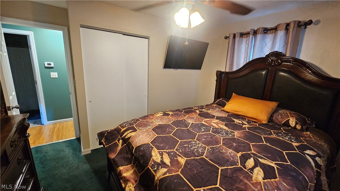 284 Thelma Drive Sheffield Lake OH 44054