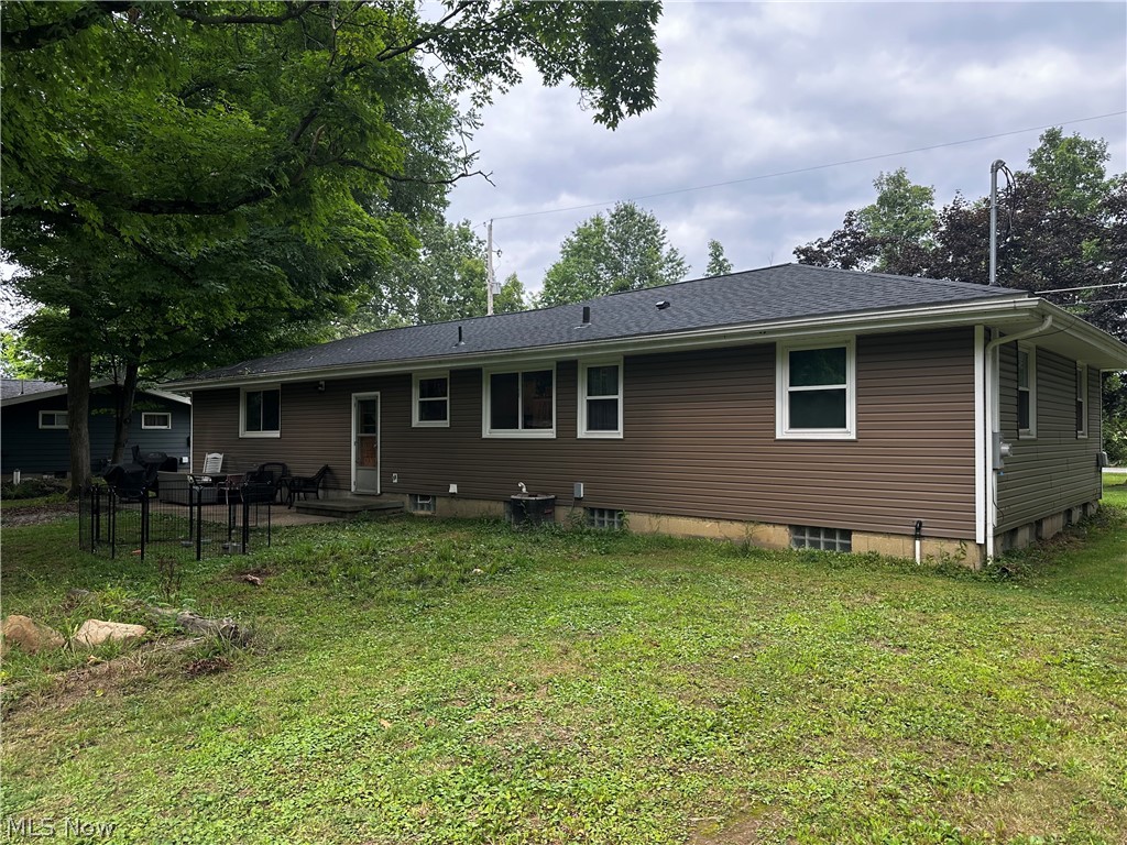 9581 Colton Road Windham OH 44288