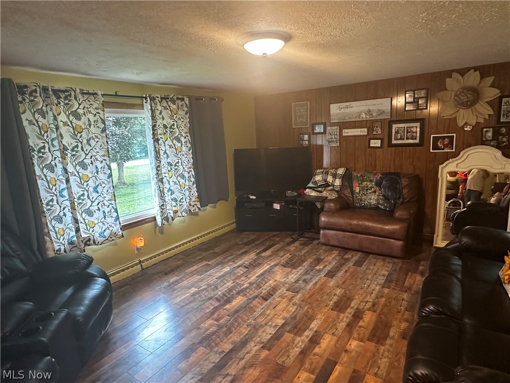 9581 Colton Road Windham OH 44288