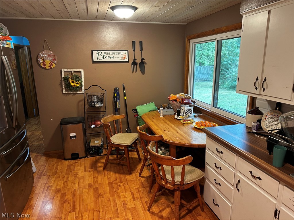 9581 Colton Road Windham OH 44288