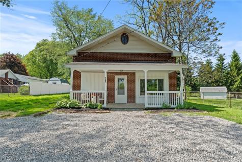 Columbus Road NE Louisville OH 44641