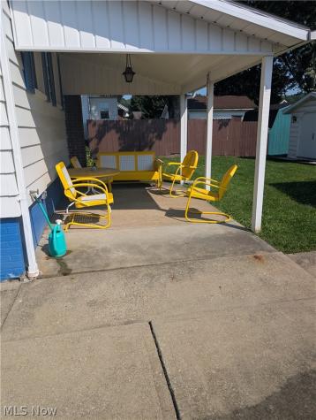 313 E Line Street Minerva OH 44657