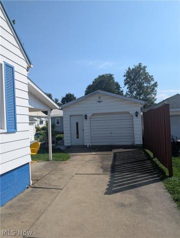 313 E Line Street Minerva OH 44657