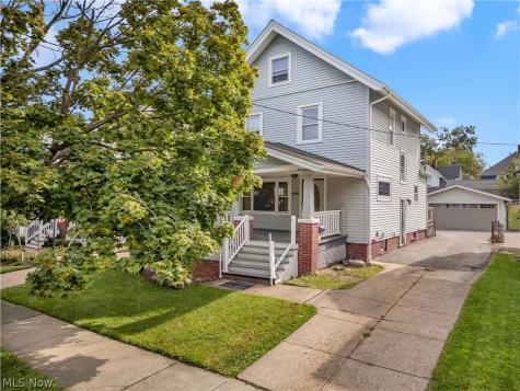 1559 Rosewood Avenue Lakewood OH 44107
