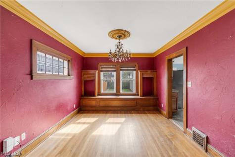 1559 Rosewood Avenue Lakewood OH 44107