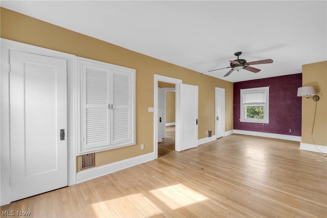 1559 Rosewood Avenue Lakewood OH 44107