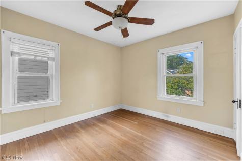 1559 Rosewood Avenue Lakewood OH 44107