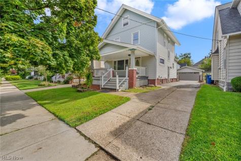 1559 Rosewood Avenue Lakewood OH 44107