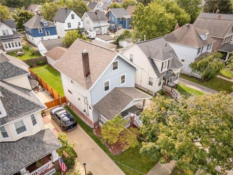1559 Rosewood Avenue Lakewood OH 44107