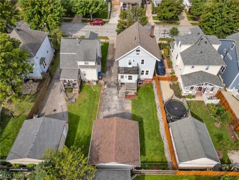 1559 Rosewood Avenue Lakewood OH 44107